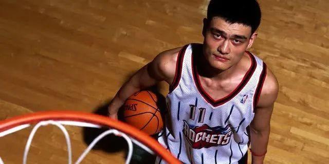 从上海弄堂到NBA名人堂，姚明，一个时代的中国符号